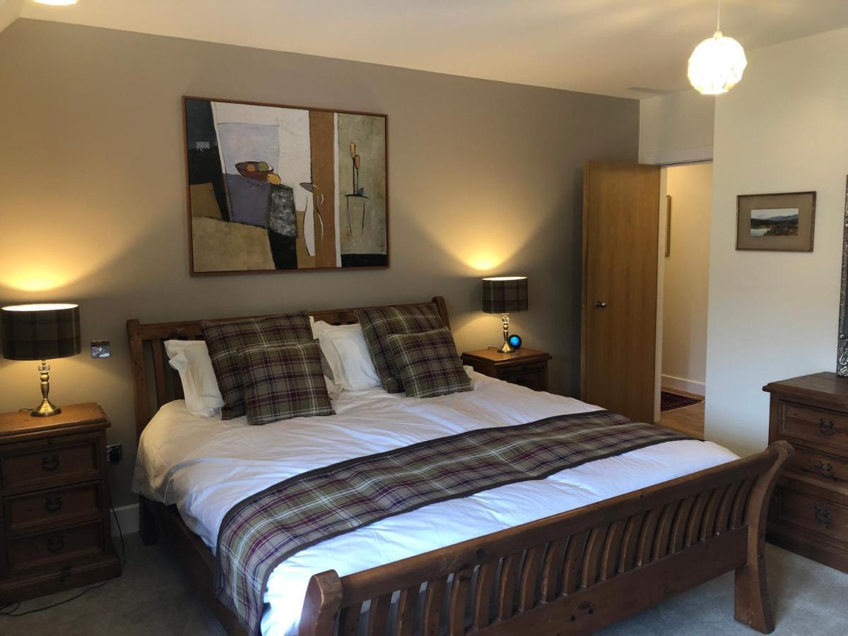 Loch Ness Moat House Apartments Fort Augustus Exteriör bild