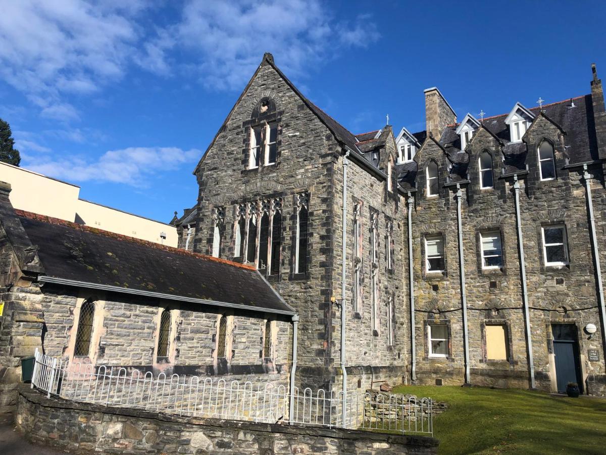 Loch Ness Moat House Apartments Fort Augustus Exteriör bild