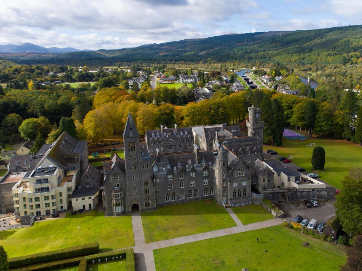 Loch Ness Moat House Apartments Fort Augustus Exteriör bild